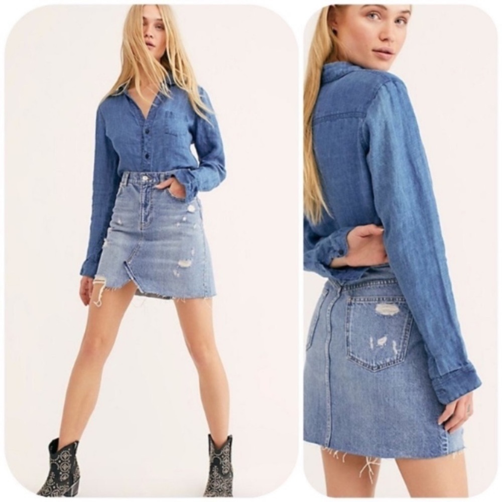 Free People Mini Jean Skirt Womens Size 29 Large Hallie Distressed Raw Hem Fray
